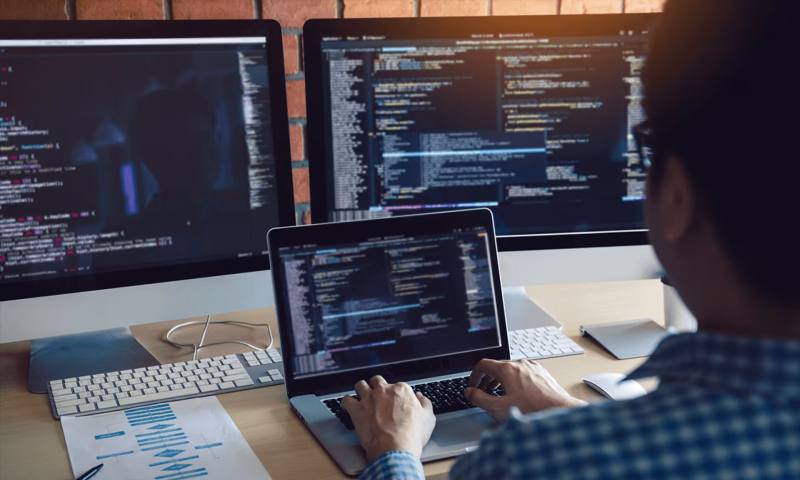 数据科学选型：R与Python如何赋能仓山区网站建设？